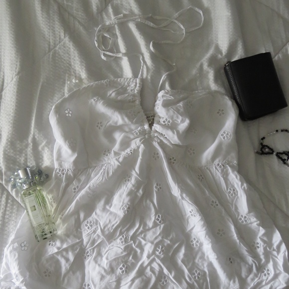 American Eagle Halter Top - Size Medium - Picture 1 of 3